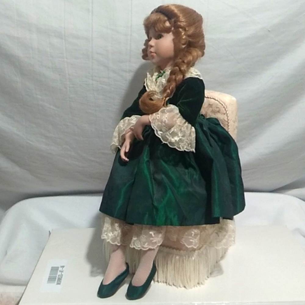 NIB Emerald Memories Doll From The Victorian Fantasies By Linda Mason - Picture 6 of 16